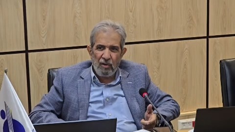 حمیدرضا آصفی: من استقلالی هستم اما نمی شود استقلال را قهرمان اعلام کرد