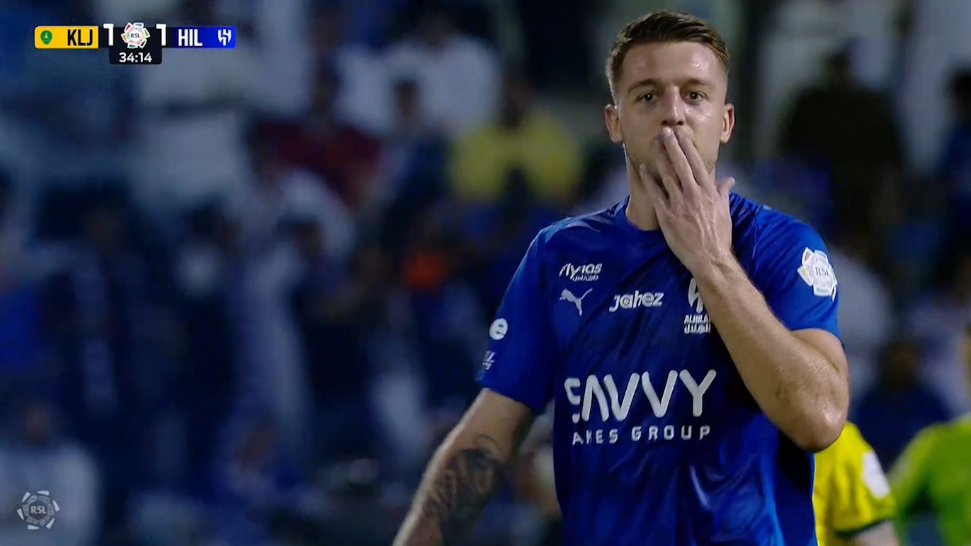 گل اول الهلال به الخلیج (میلینکوویچ ساویچ)