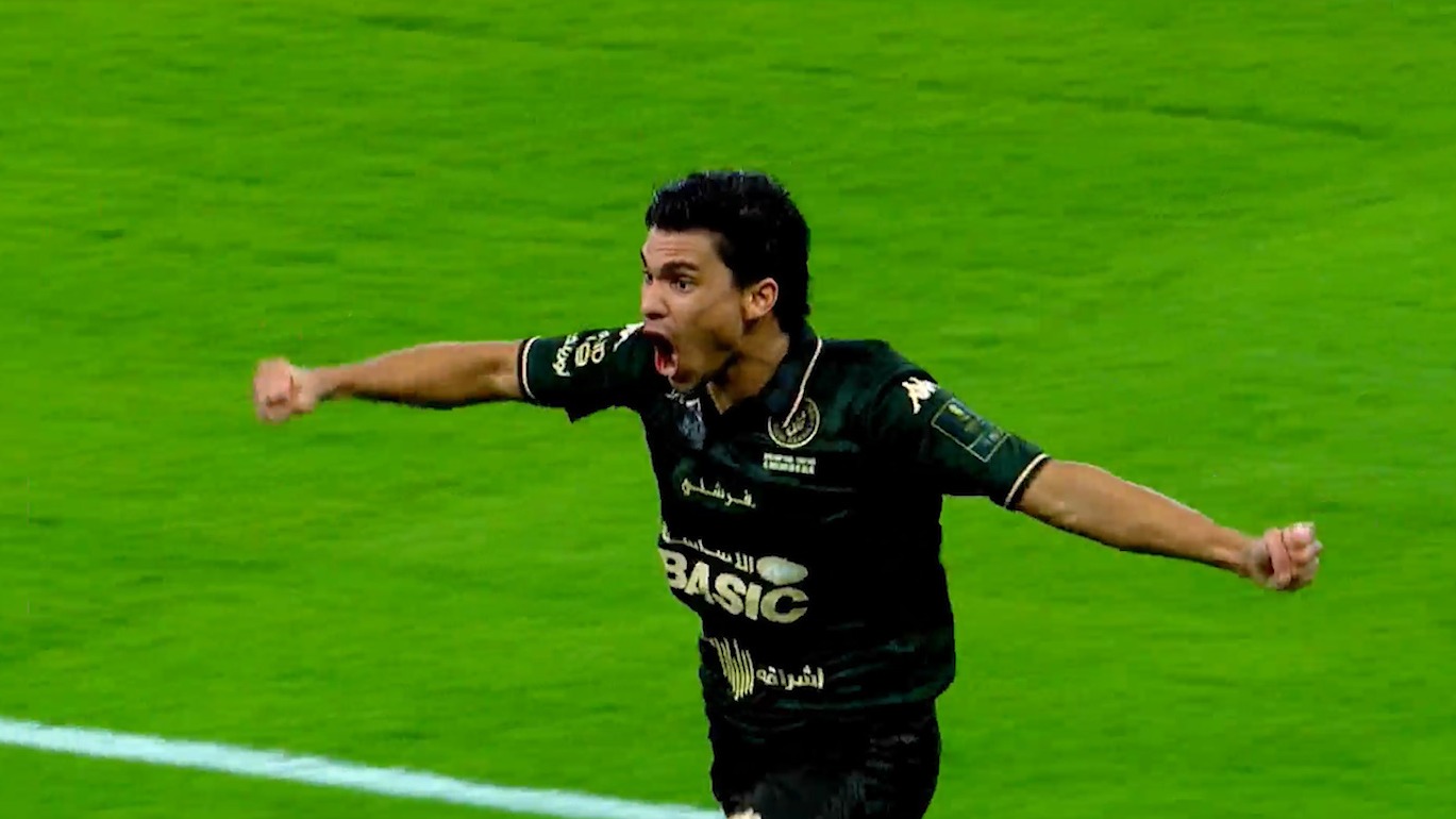 گل اول الخلود به الهلال (انریکه)