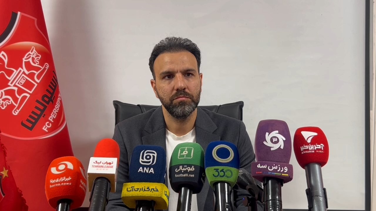 خلیلی: تمامی بازیکنان جذب شده و جدا شده با نظر اوسمار بوده است