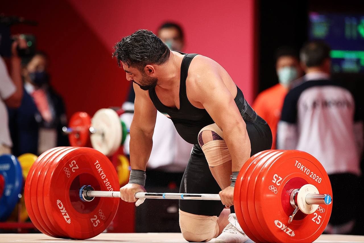 وزنه‌بردار المپیکی ایران، متهم به قتل در ایلام شد!