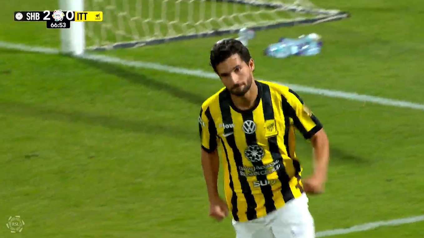 گل اول الاتحاد به الشباب (حسام عوار)