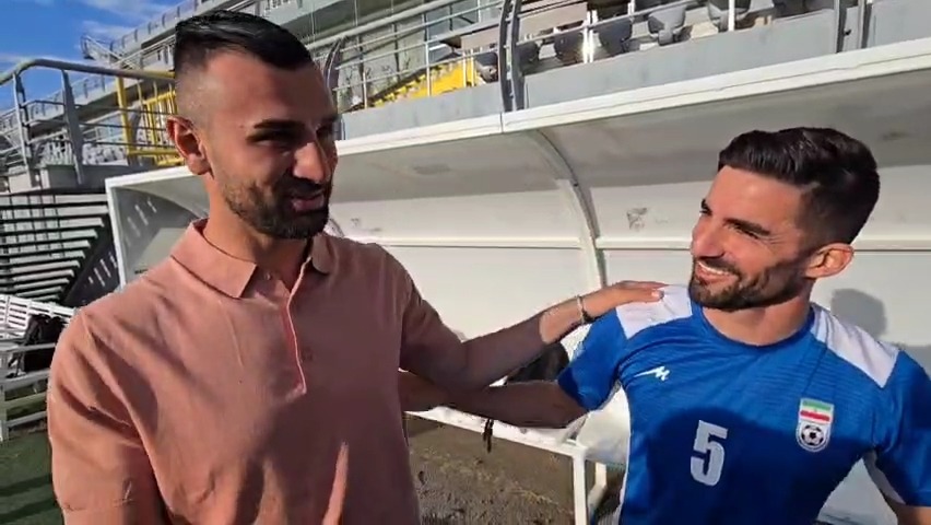 خوش و بش سردار دورسون و میلاد محمدی در حاشیه تمرین تیم ملی در ترکیه