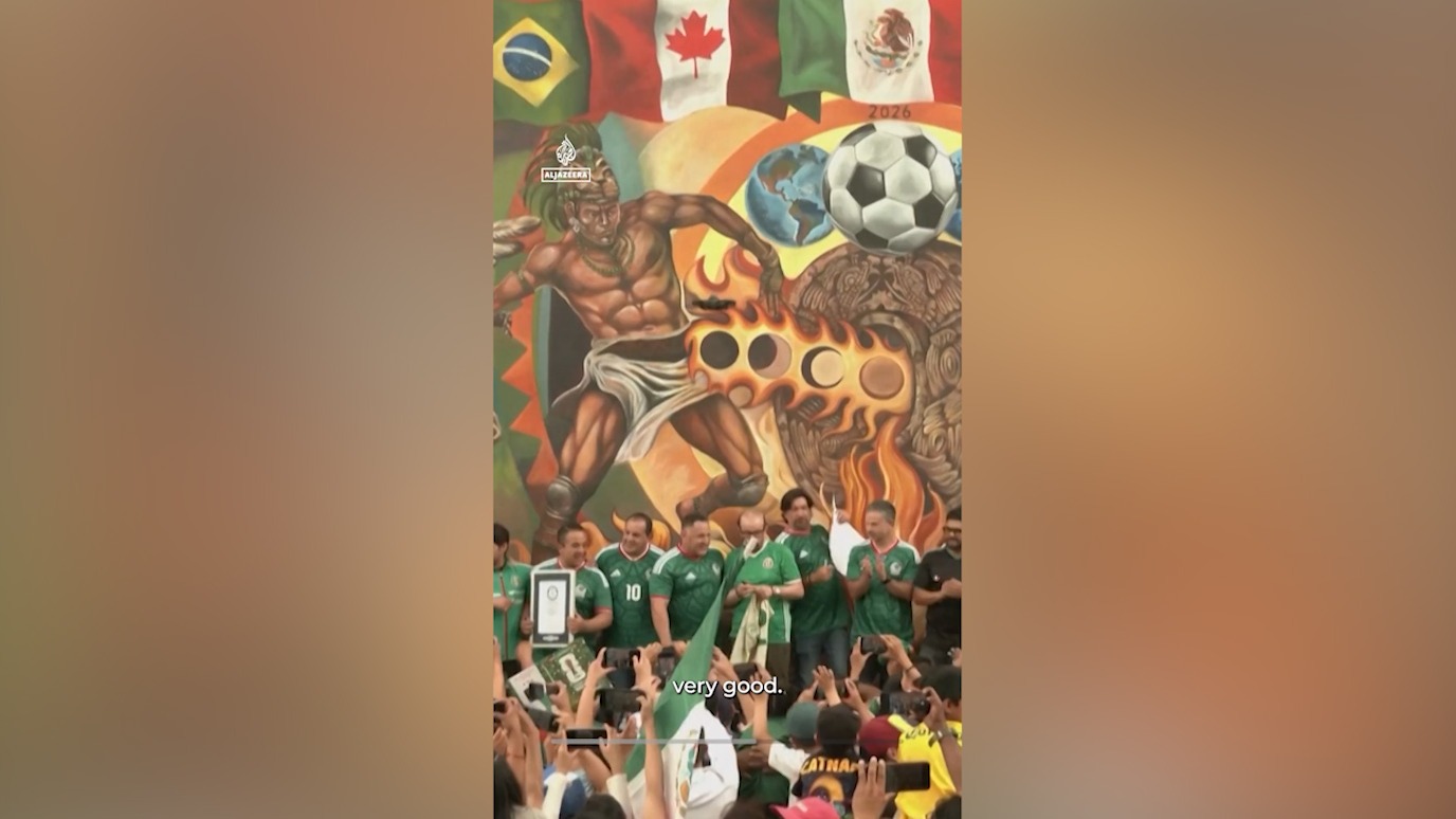 رونمایی مکزیکوسیتی از یک نقاشی به مساحت بیش از ۲۰۰ متر مربع شامل تاریخ و فرهنگ فوتبال مکزیک
