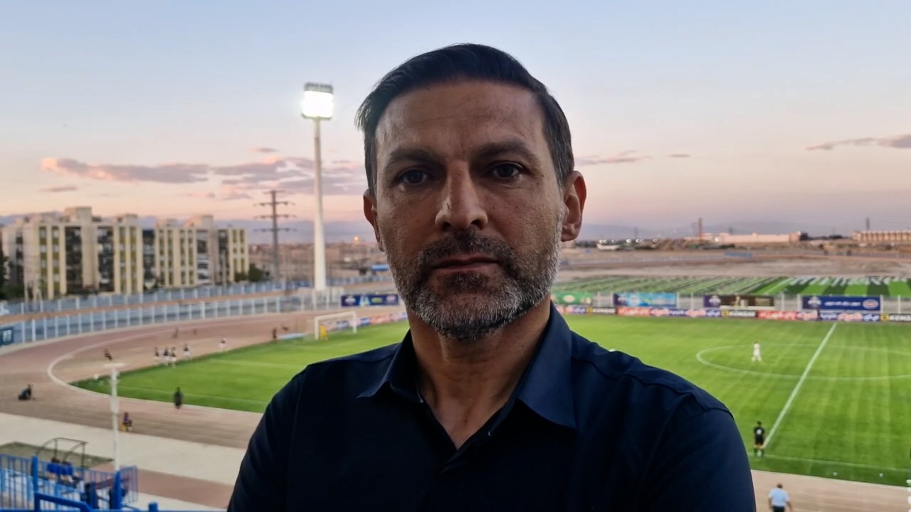 رحمان احمدی: کاش چند بازیکن جوان در تیم ملی داشتیم