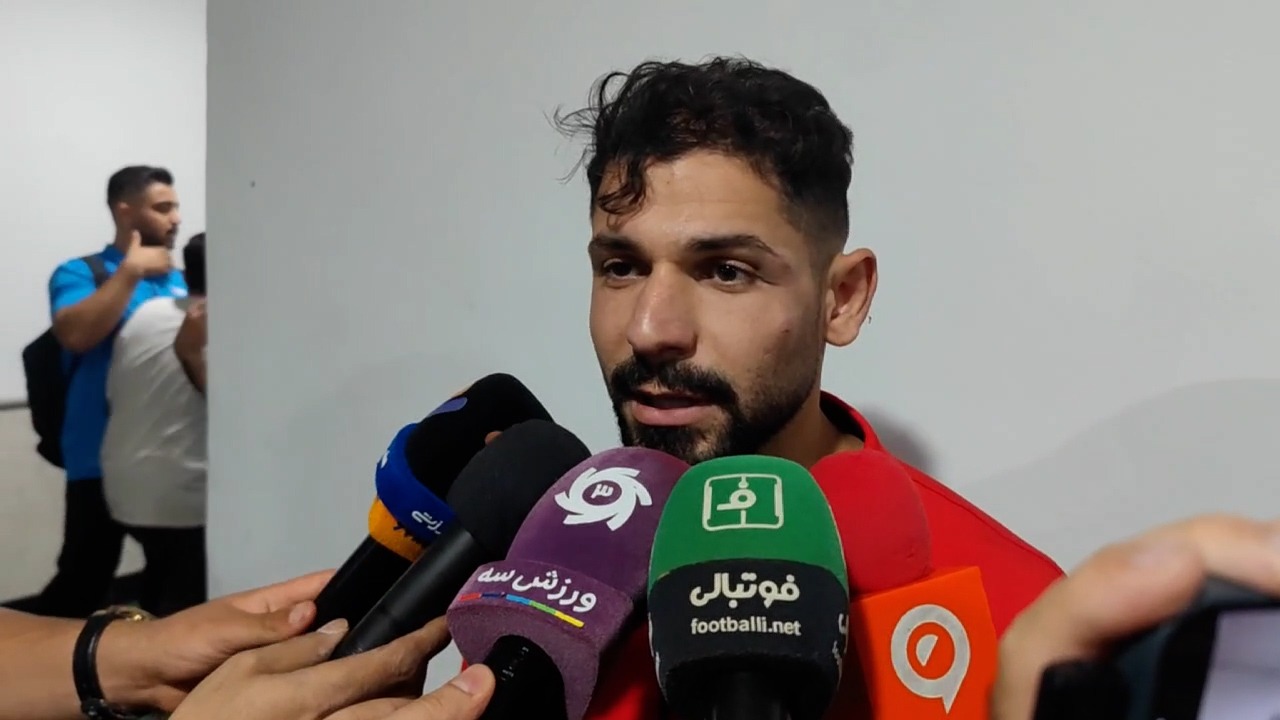 ایمان اکبری بازیکن تیم نساجی: هواداران ما فوق العاده اند