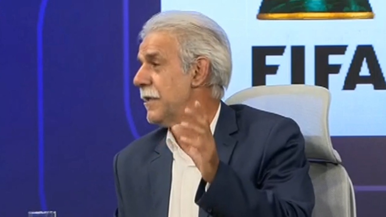 خاطره طنز مرتضی فنونی زاده از علی پروین و شوت پرقدرت مهدی فنونی زاده به سمت دروازه کلن