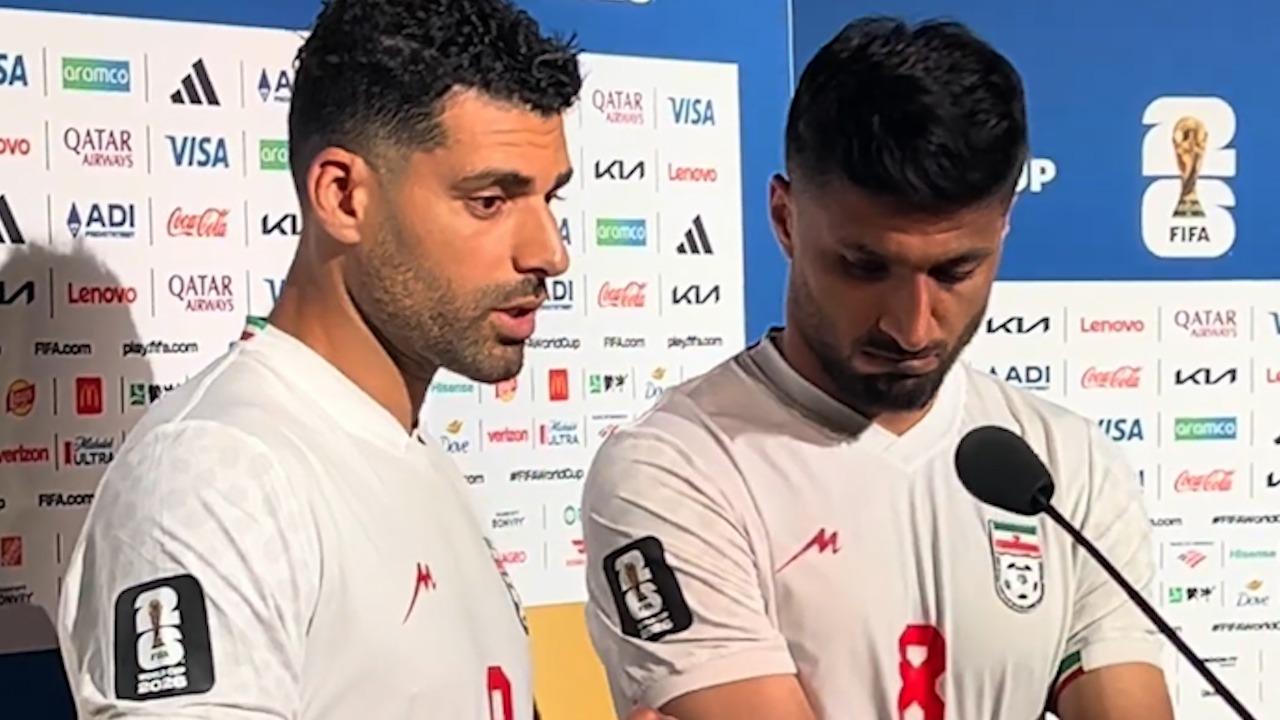 مهدی طارمی: مسائل سیاسی به ما مربوط نمی‌شود،
