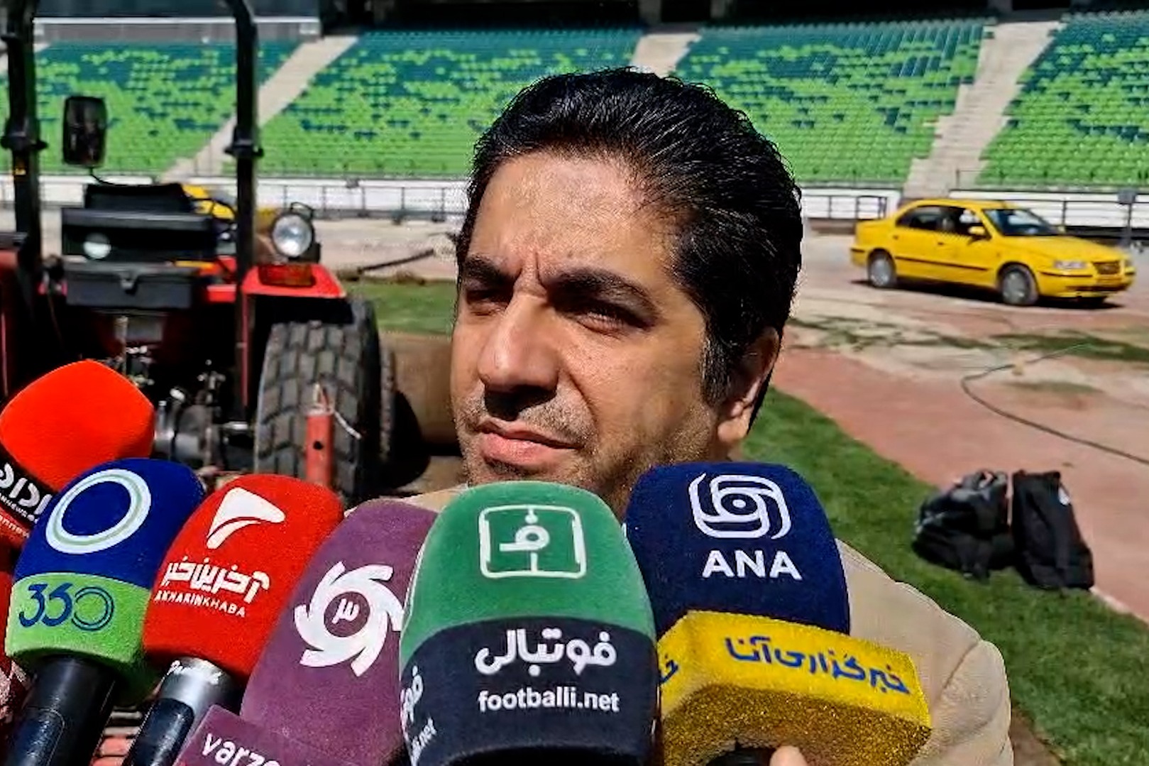 ثابت قدم: سعی می کنیم ورزشگاه آزادی را به اوایل شروع لیگ برسانیم