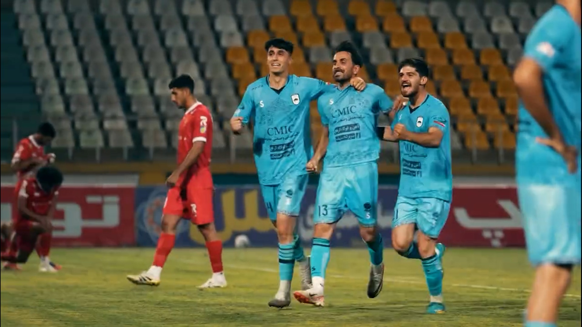 گل دیدنی رضا محمود آبادی به پرسپولیس از زاویه کنار زمین