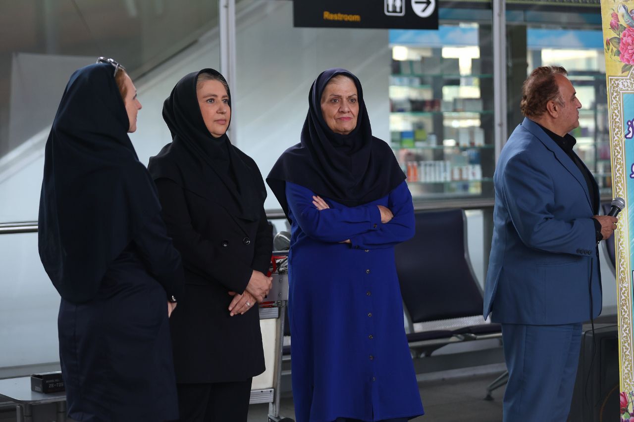 گزارش تصویری؛ بازگشت تیم ملی فوتسال بانوان پس از قهرمانی در کافا