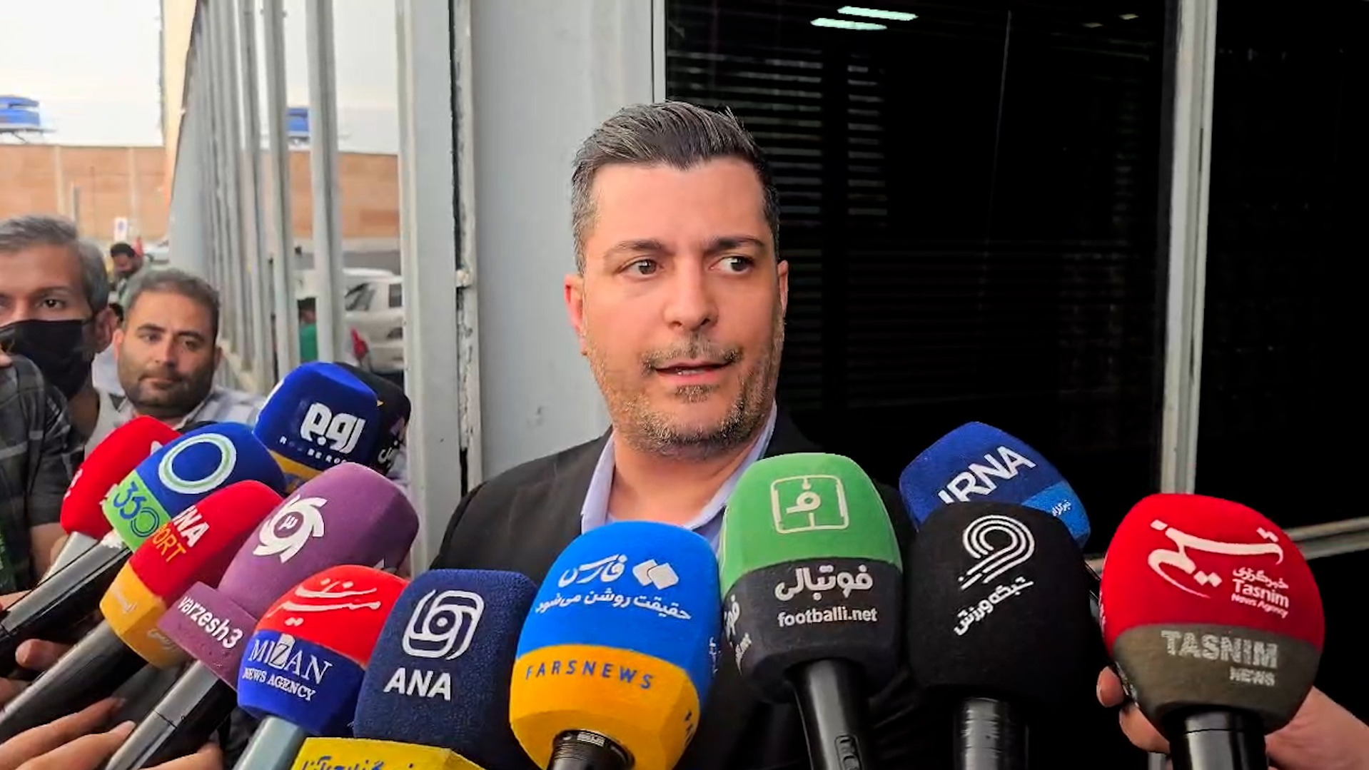 دانیال مرادی: همه بازیهای فصل آینده لیگ برتر با وی ای آر برگزار خواهد شد