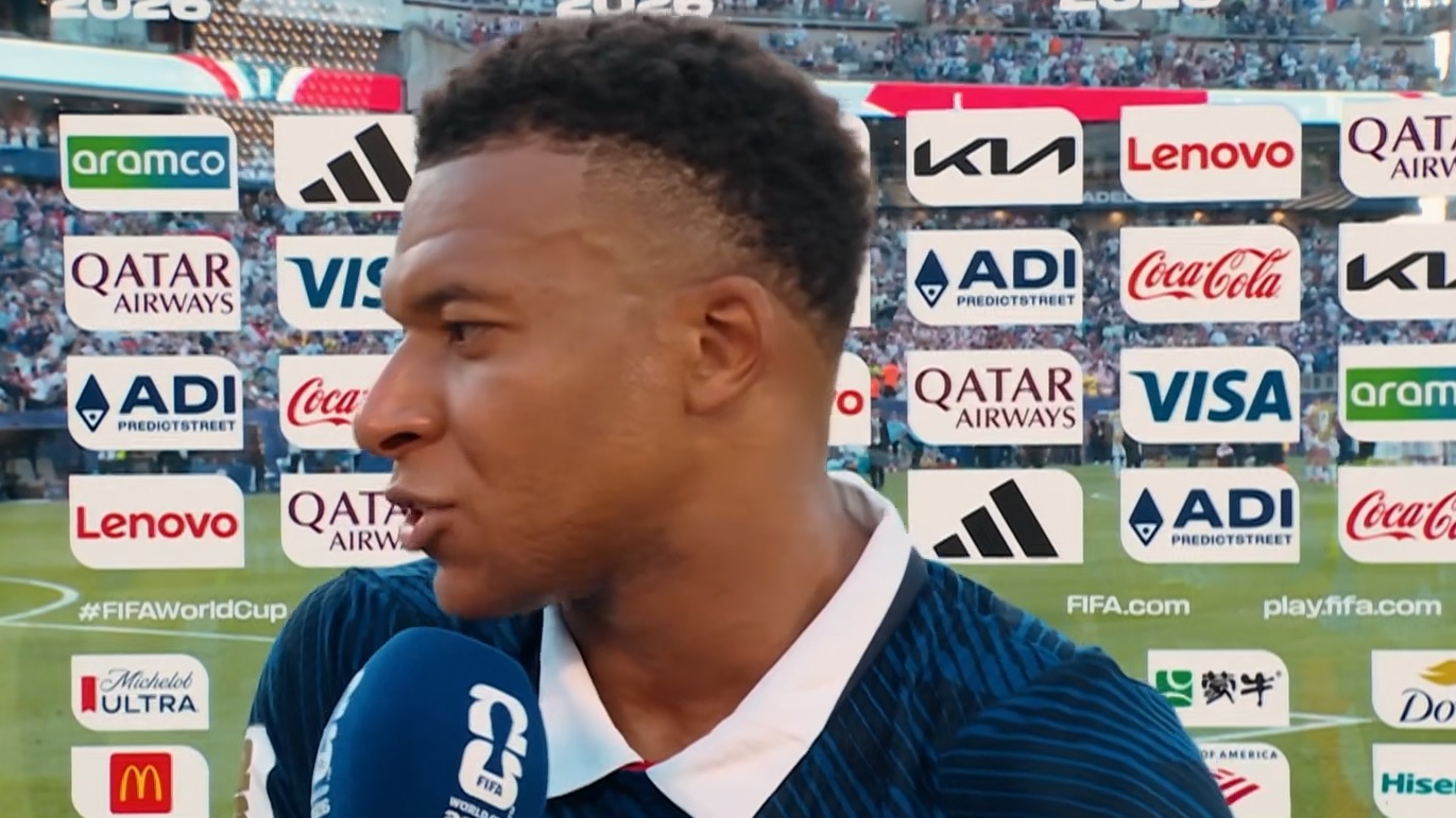 حواشی جنجالی و پرحاشیه بازی فرانسه 1-0 پاراگوئه