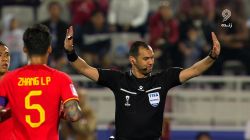 تصمیم بحث برانگیز داور عربستانی در مردود کردن گل چین مقابل تاجیکستان؛ آفساید روی ضربه کرنر