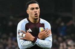 توصیه جالب به منچستریونایتد: ستاره استون ویلا را بخرید