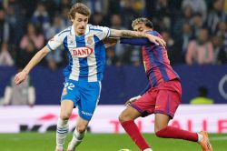 درخشش مدافع اسپانیول در دربی کاتالونیا توجه بارسلونا را جلب کرد