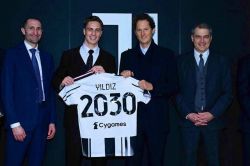 رسمی؛ قرارداد ستاره ترکیهای یوونتوس تمدید شد