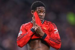 شوک ناپولی و لیگ برتریها از رفتار منچستریونایتد با ماینو