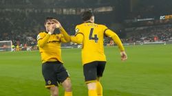 گل اول ولورهمپتون به آرسنال (سوپرگل هوگو بوئنو)