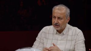 رضا درویش: بدهی شیخ دیاباته پرداخت شد، پرسپولیس در نقل و انتقالات مشکلی ندارد