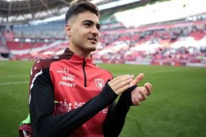 مانع بزرگ پرسپولیس برای جذب طاهری؛ همان همیشگی