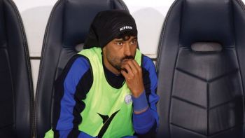 تمرین در کوچه و خیابان؛ رفتار آماتور از یک بازیکن مثلا حرفه‌ای!