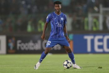 اندونگ و فسخی که ثبت نشده؛ هافبک گابنی بازیکن استقلال است