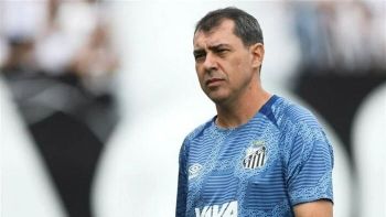 تقدیم 250 هزار دلار ناقابل به کاریله؛ گران‌ترین تماشاگر تاریخ استقلال!