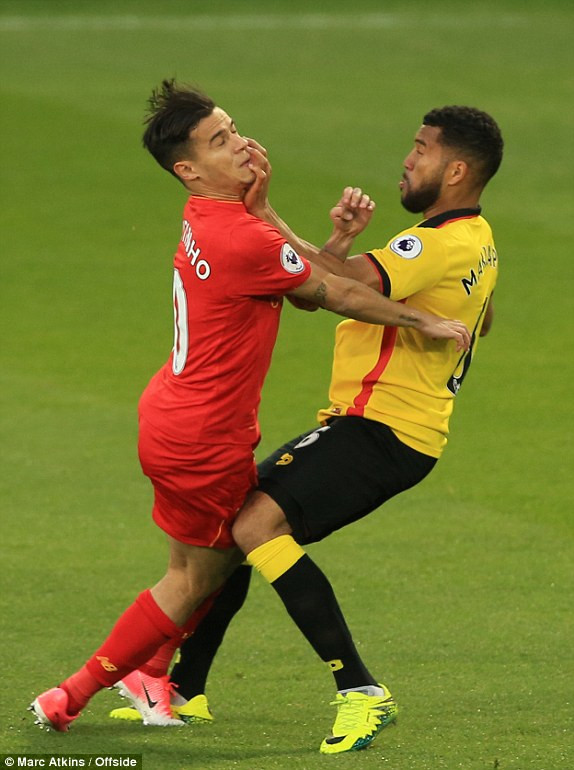 خبر بد برای لیورپول؛ کوتینیو مصدوم شد عکس