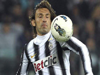 پیرلو شرایط میلان و اینتر تاسف آور است