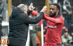 مدیر لیون اتلتیکومادرید دو فصل است که به دنبال جذب لاکازت است