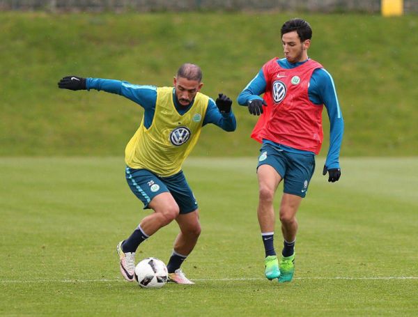 احتمال بازی اشکان مقابل فرانکفورت