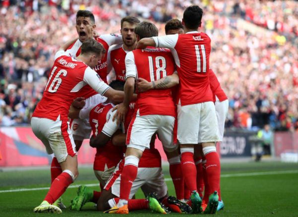 آرسنال 2 - 0 یونایتد؛ یا شانس و یا ولبک