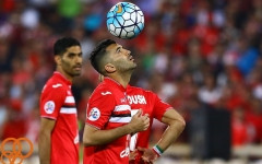  عکس نوشت  کری خوانی مسلمان مقابل چشمان آگیره