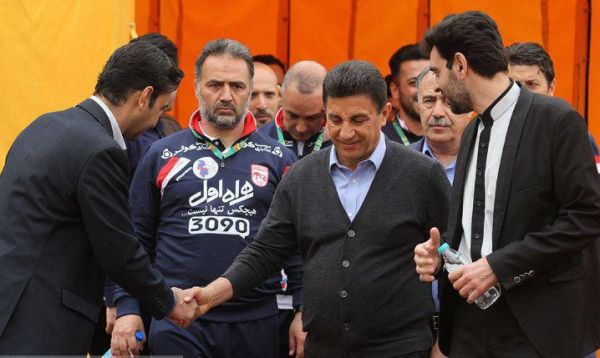  خداحافظی قلعه نویی از تراکتوری ها