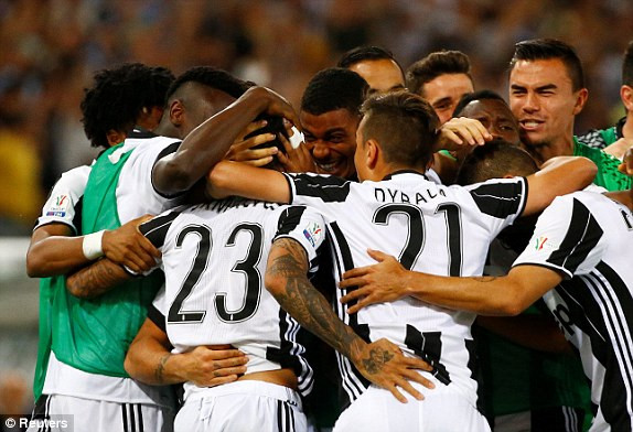  یوونتوس 2 - 0 لاتزیو  اولین جام از سه گانه رویایی