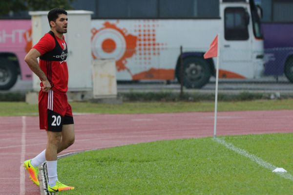 علی کریمی فردا به اردوی تیم ملی میرود