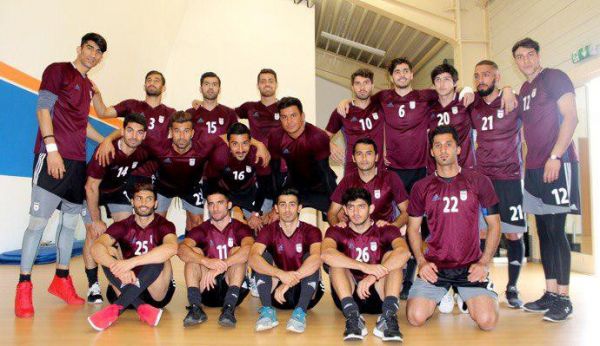  انجام تمرینات بدنسازی ملی پوشان