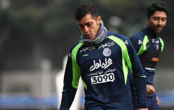 تکذیب مذاکره فولاد با مدافع استقلال