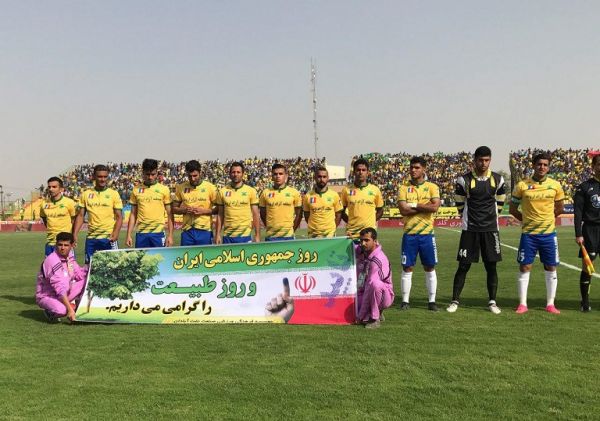 اردوی تیم فوتبال صنعت نفت آبادان در کردان کرج