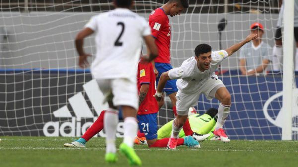  پرسپولیس با مهاجم تیم جوانان وارد مذاکره شد