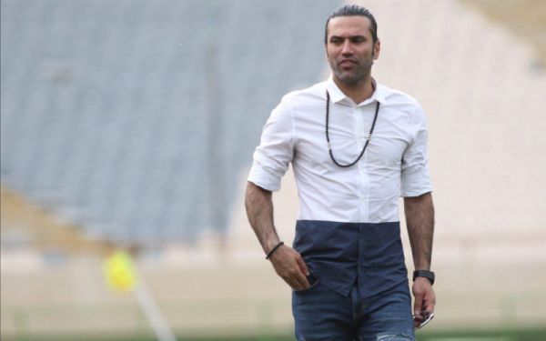  نیکبخت‌واحدی  مقایسه من و رضائیان درست نیست