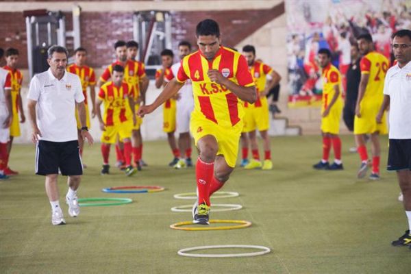 ایوب و عبدالله، ستونهای دفاعی فولاد