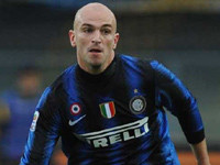 کامبیاسو چون کهکشانی نبودم در رئال نماندم