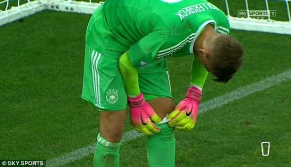 پیروزی آلمان مقابل انگلیس با حقه ینس لمان عکس