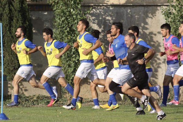  تکذیب دخالت وزارت ورزش در نقل و انتقالات استقلال