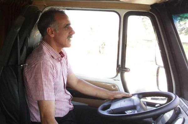  گفت‌وگو با مربی سابق تیم ملی پشت فرمان کامیون