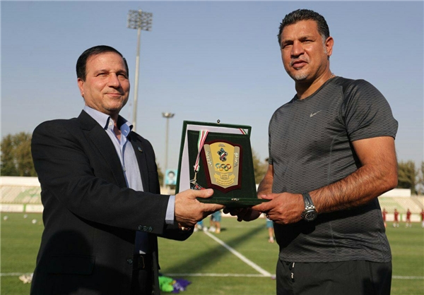  علی دایی سفیر ورزش همگانی شد  عکس