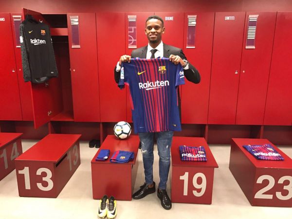  خرید جدید بارسا قراردادش را امضا کرد  عکس