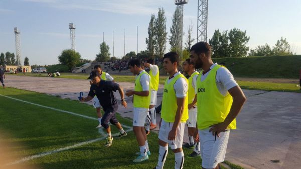 چرا سپاهان به اردوی خارجی نرفت